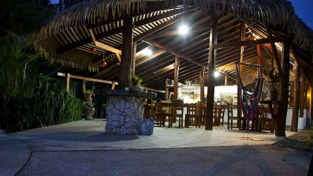 קאוויטה Hotel Suizo Loco Lodge & Resort מראה חיצוני תמונה