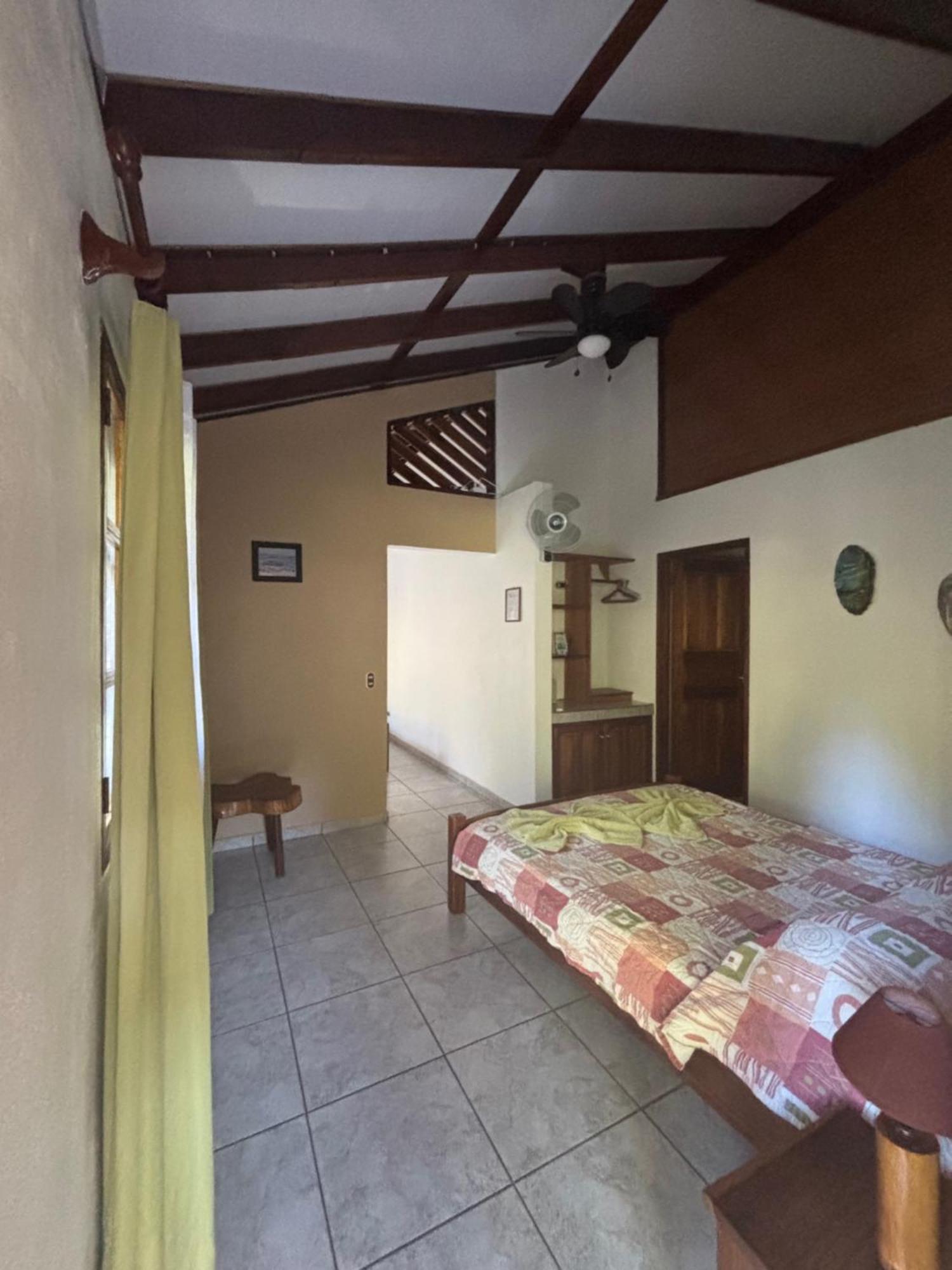 קאוויטה Hotel Suizo Loco Lodge & Resort מראה חיצוני תמונה
