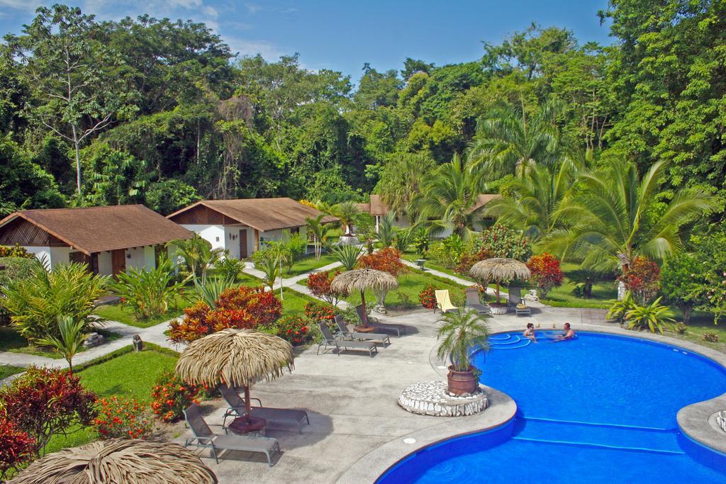 קאוויטה Hotel Suizo Loco Lodge & Resort מראה חיצוני תמונה